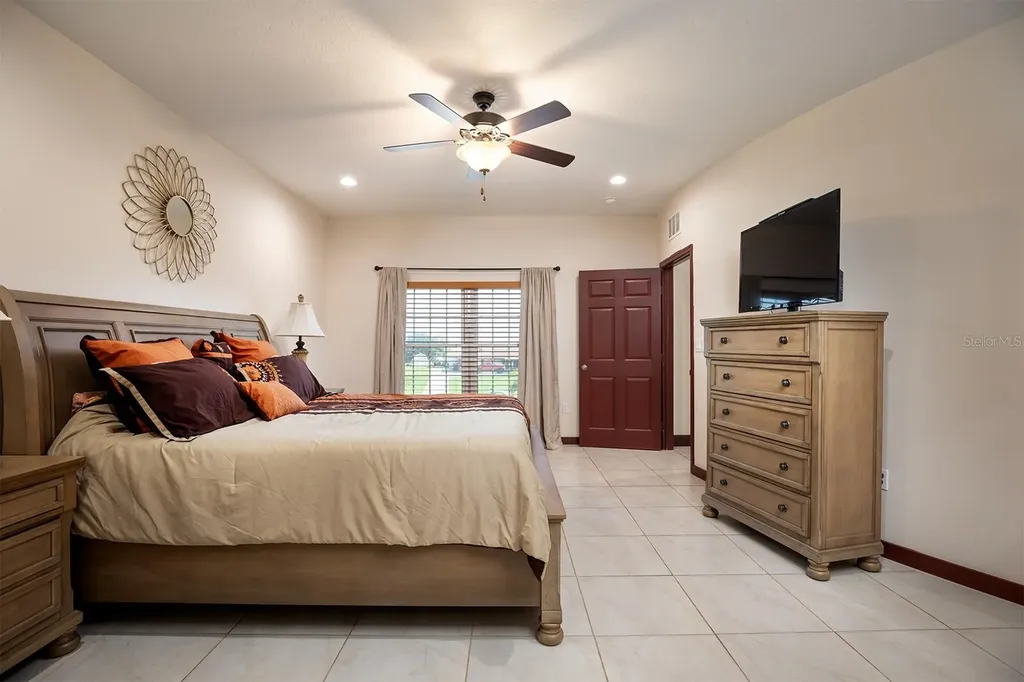 3211 Lakeshore Boulevard St Cloud FL 34769