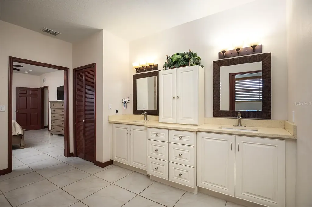 3211 Lakeshore Boulevard St Cloud FL 34769