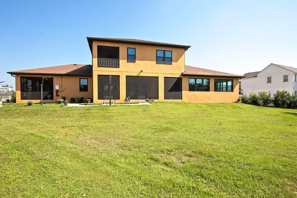 3211 Lakeshore Boulevard St Cloud FL 34769