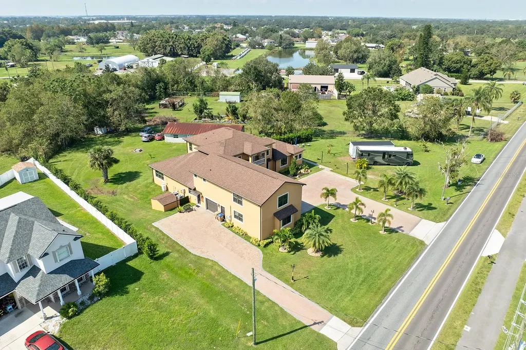 3211 Lakeshore Boulevard St Cloud FL 34769