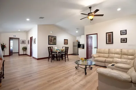 3211 Lakeshore Boulevard St Cloud FL 34769