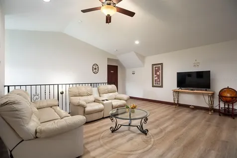 3211 Lakeshore Boulevard St Cloud FL 34769