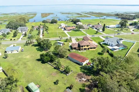 3211 Lakeshore Boulevard St Cloud FL 34769