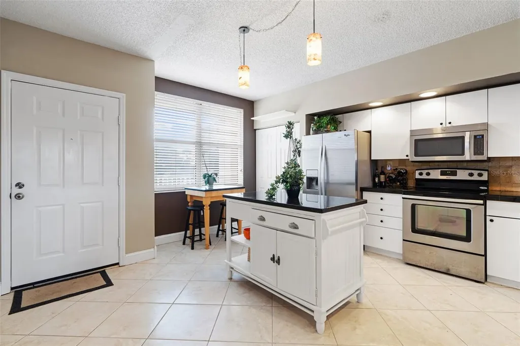 6450 Shoreline Drive St Petersburg FL 33708