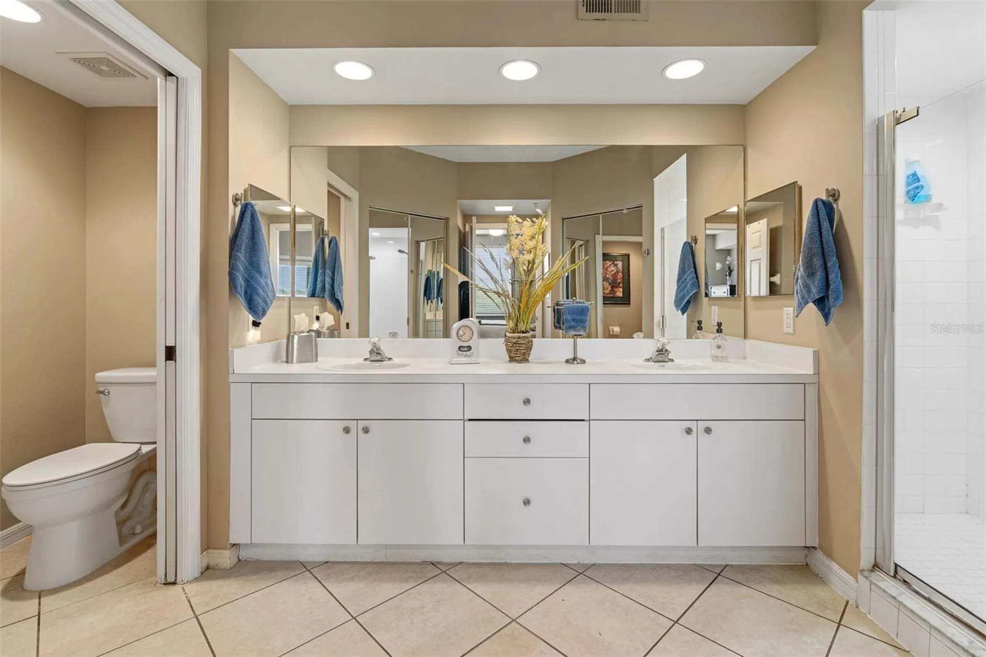 6450 Shoreline Drive St Petersburg FL 33708