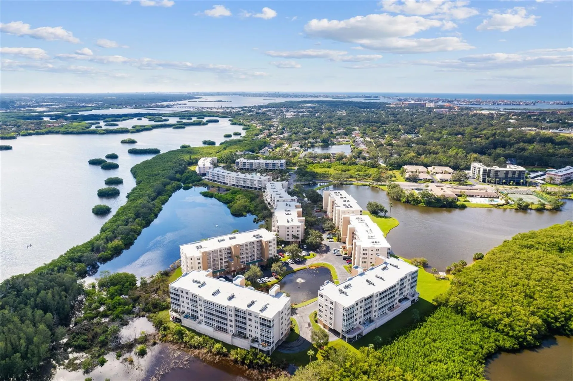 6450 Shoreline Drive St Petersburg FL 33708