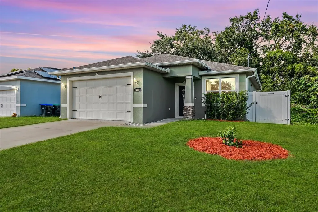 4423 College Drive Orlando FL 32811