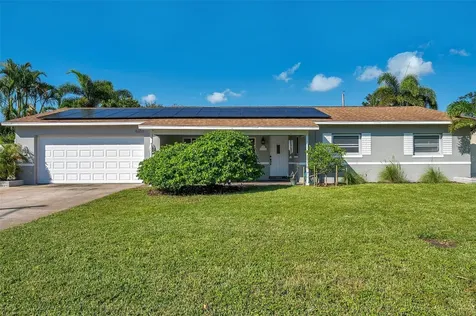 6255 27th Avenue N St Petersburg FL 33710