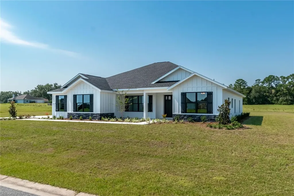 2073 NW 79th Loop Ocala FL 34475