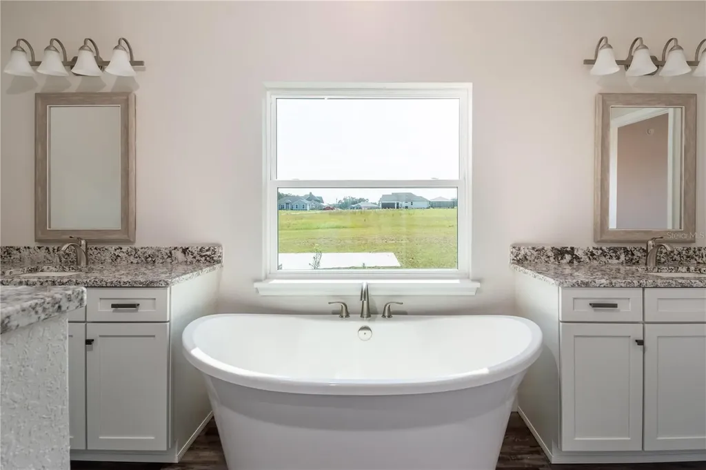 2073 NW 79th Loop Ocala FL 34475