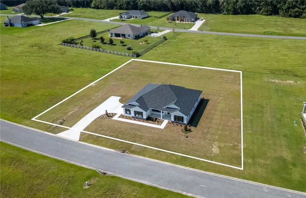 2073 NW 79th Loop Ocala FL 34475