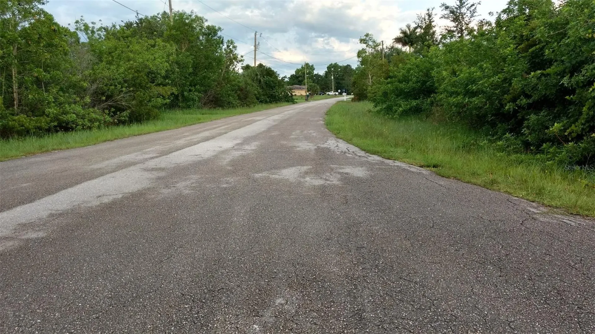 670 Mirror Lakes Court Lehigh Acres FL 33974