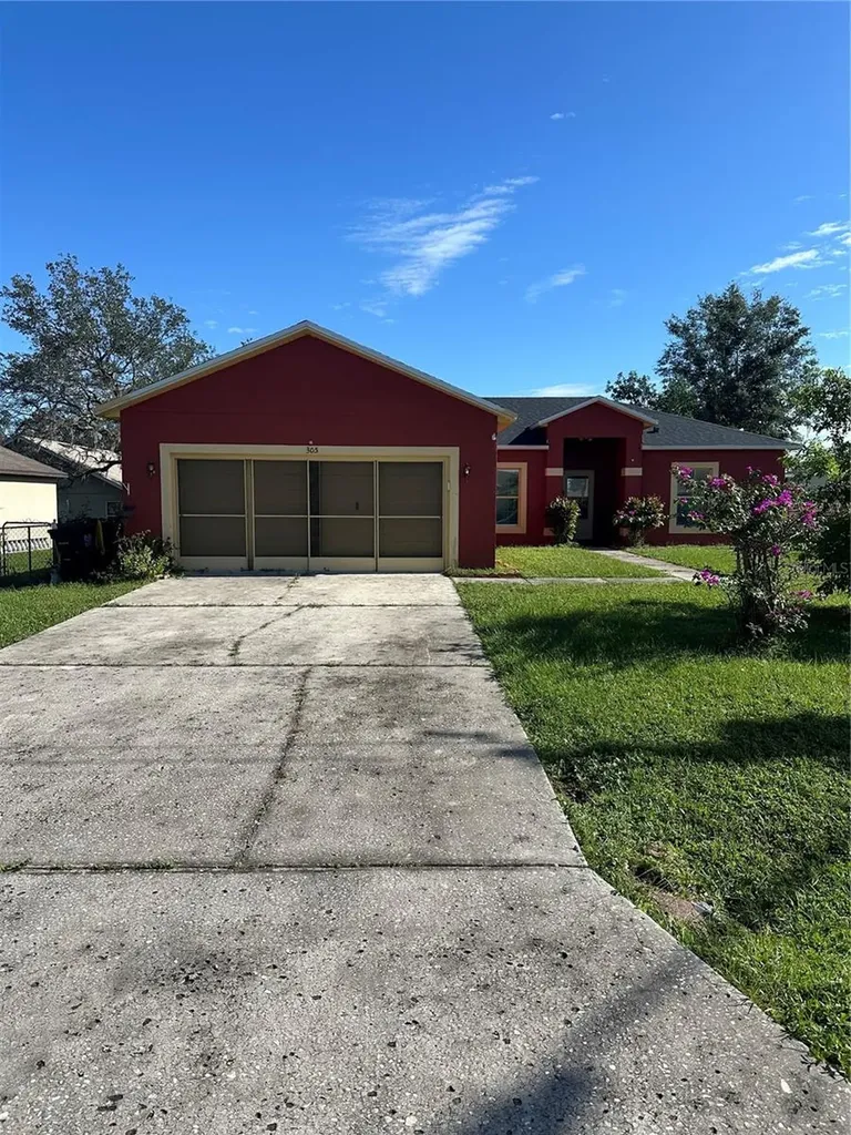 305 Erie Court Kissimmee FL 34759