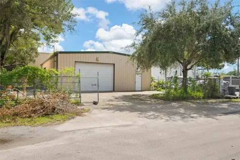 4825 N Lauber Way Tampa FL 33614