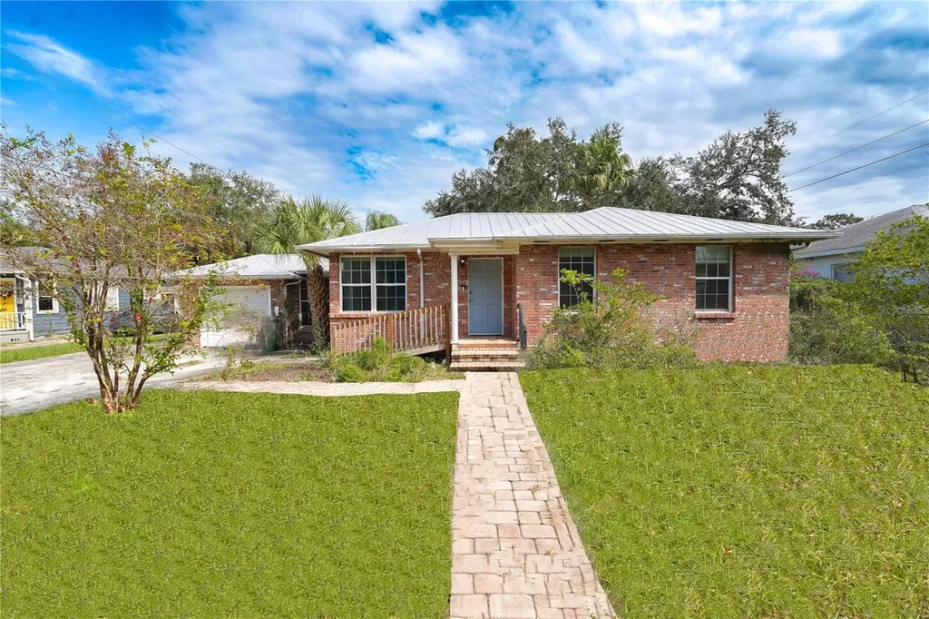 6203 N Flora Vista Avenue Tampa FL 33604
