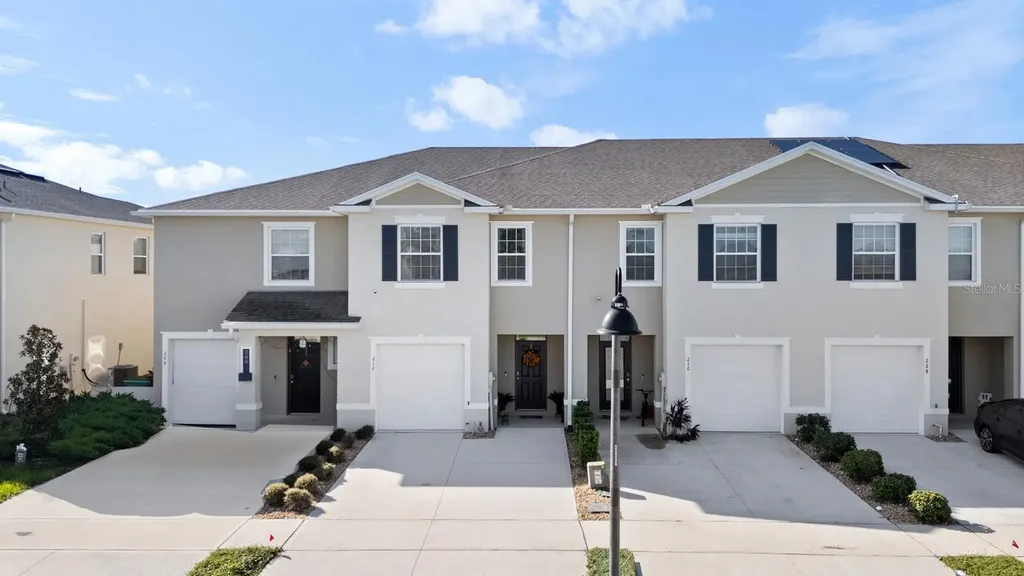 212 Feltrim Reserve Boulevard Davenport FL 33837