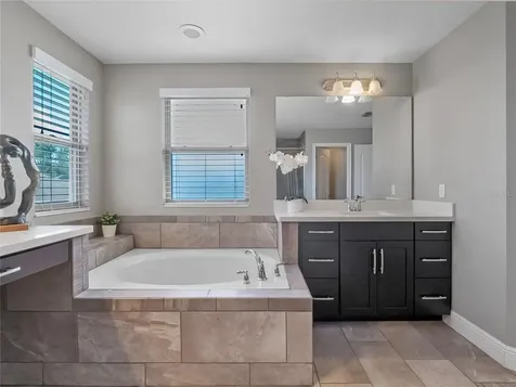 1444 Myrtle Oaks Trail Oviedo FL 32765