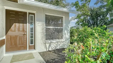 8212 Country Oaks Court Sarasota FL 34243
