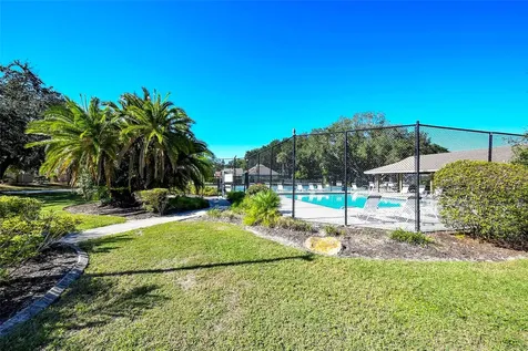 8212 Country Oaks Court Sarasota FL 34243