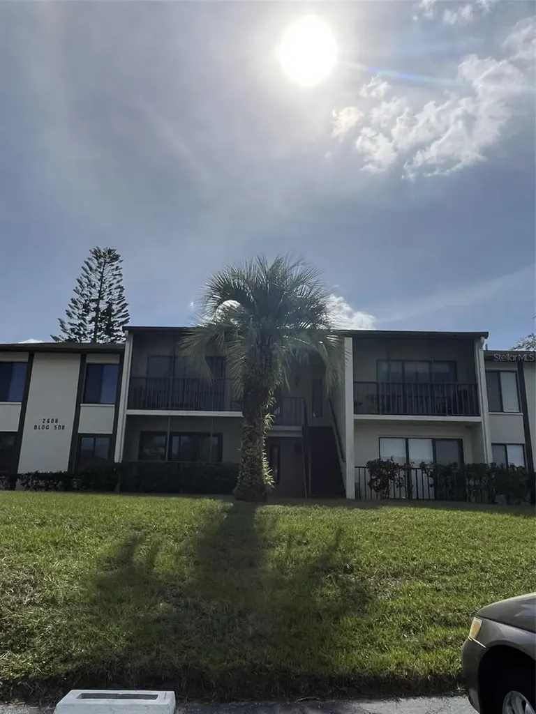 2688 Pine Ridge Way N Palm Harbor FL 34684