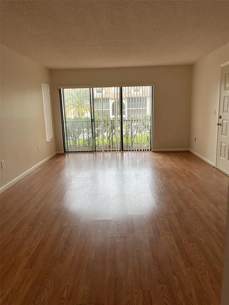 2688 Pine Ridge Way N Palm Harbor FL 34684