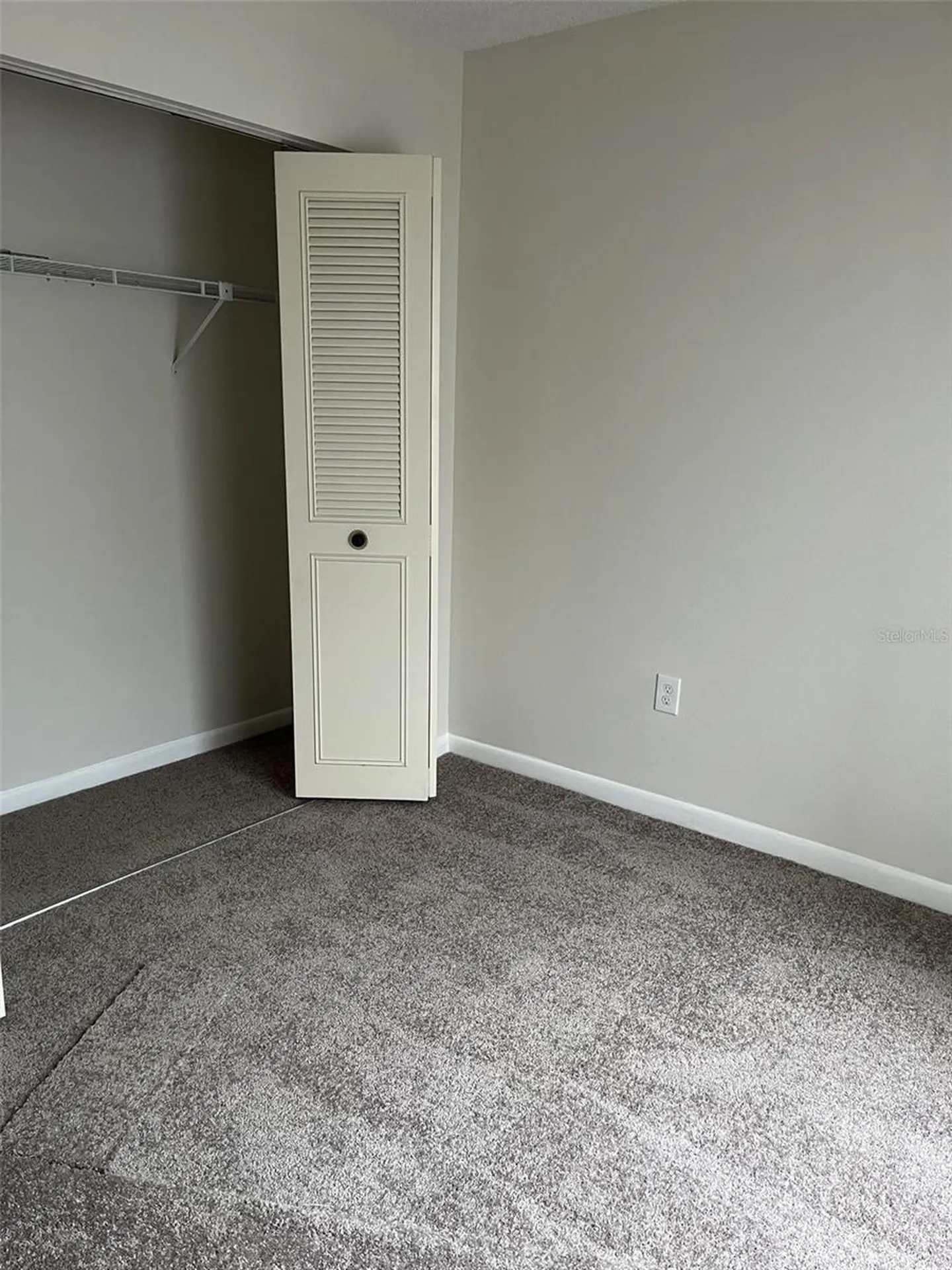 2688 Pine Ridge Way N Palm Harbor FL 34684