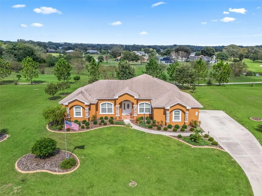 531 Dowling Circle Lady Lake FL 32159