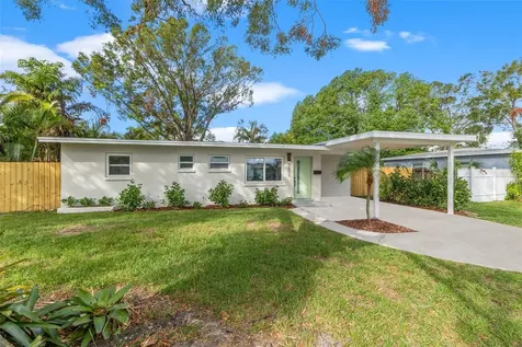 7000 19th Way N St Petersburg FL 33702