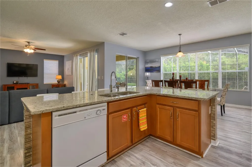 221 Las Fuentes Drive Kissimmee FL 34746