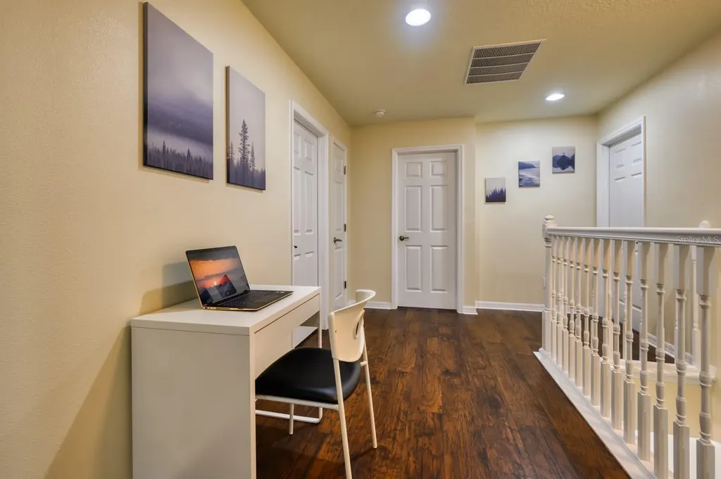 221 Las Fuentes Drive Kissimmee FL 34746