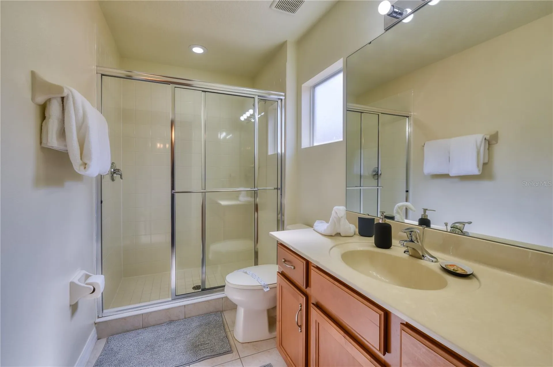 221 Las Fuentes Drive Kissimmee FL 34746