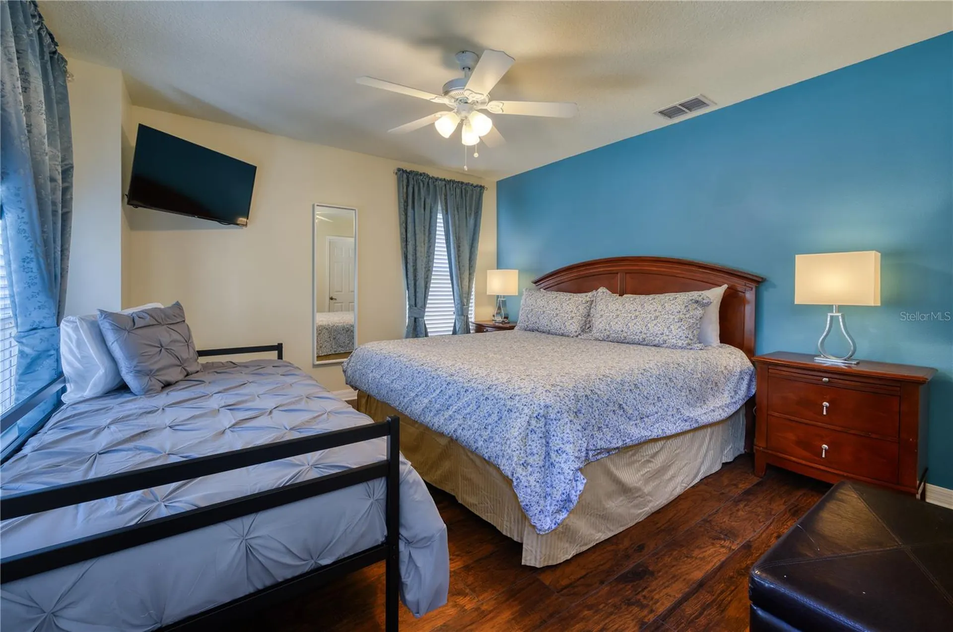 221 Las Fuentes Drive Kissimmee FL 34746