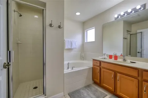 221 Las Fuentes Drive Kissimmee FL 34746