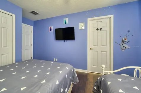 221 Las Fuentes Drive Kissimmee FL 34746