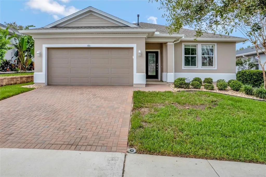 304 Alcove Drive Groveland FL 34736