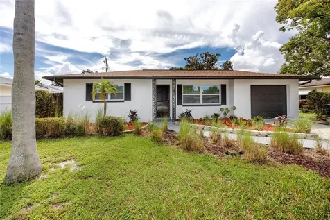 2083 N Druid Circle Clearwater FL 33764