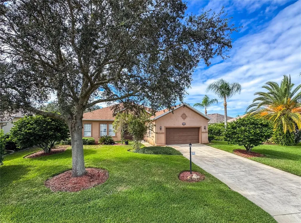 24023 Robinwood Street Leesburg FL 34748