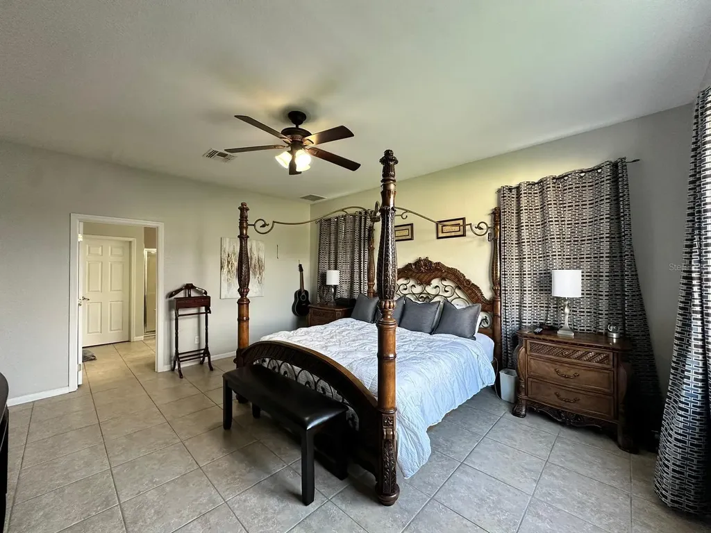 2321 Hinsdale Drive Kissimmee FL 34741
