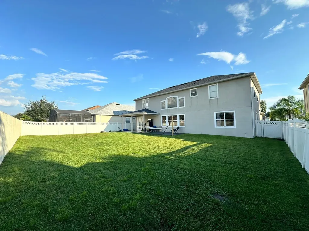 2321 Hinsdale Drive Kissimmee FL 34741
