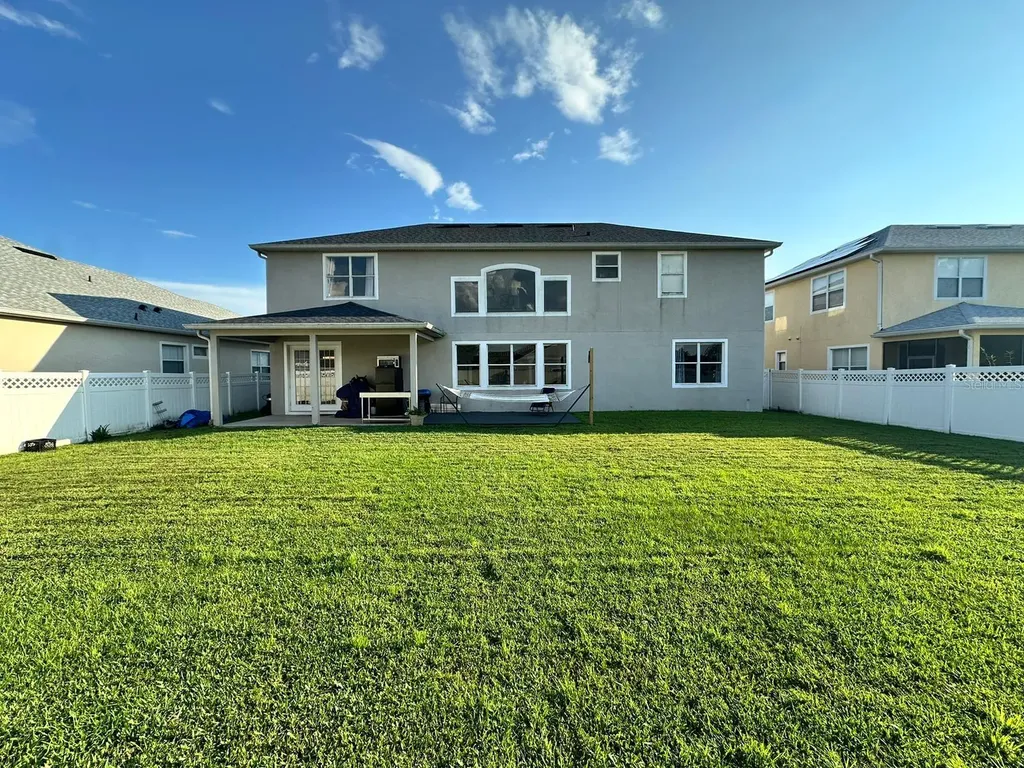 2321 Hinsdale Drive Kissimmee FL 34741