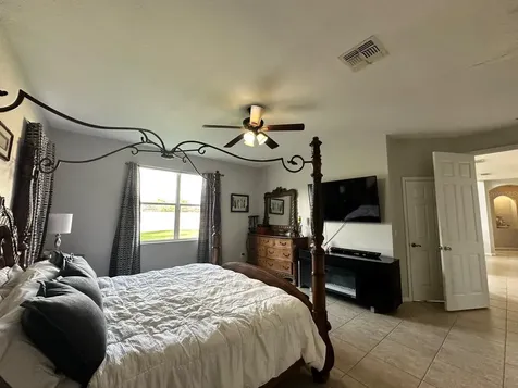 2321 Hinsdale Drive Kissimmee FL 34741