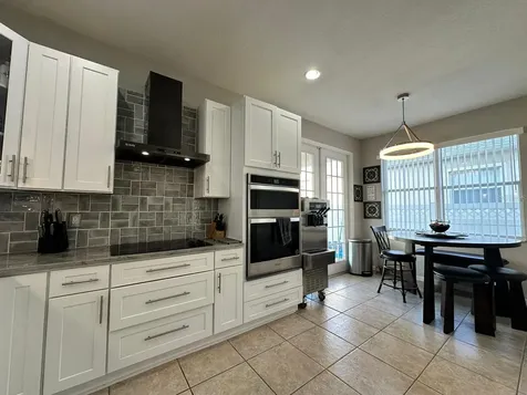 2321 Hinsdale Drive Kissimmee FL 34741