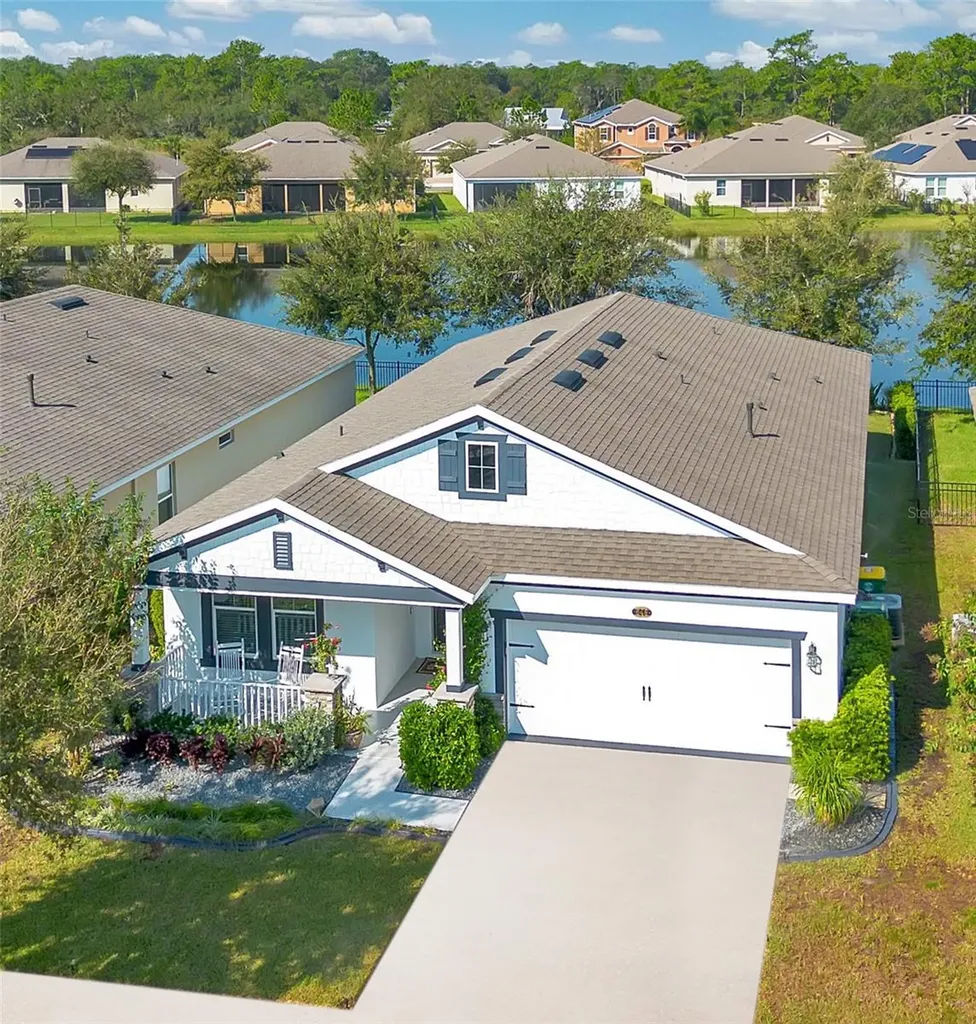 648 E Victoria Trails Boulevard Deland FL 32724