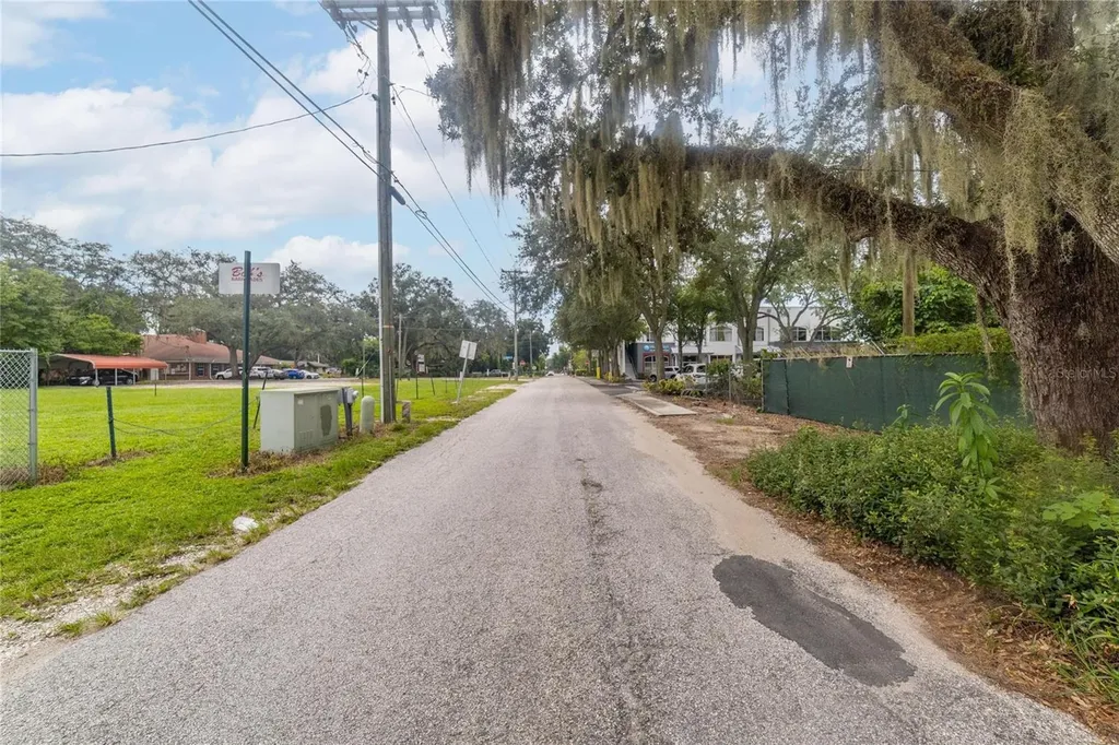 201 S Lakewood Drive Brandon FL 33511