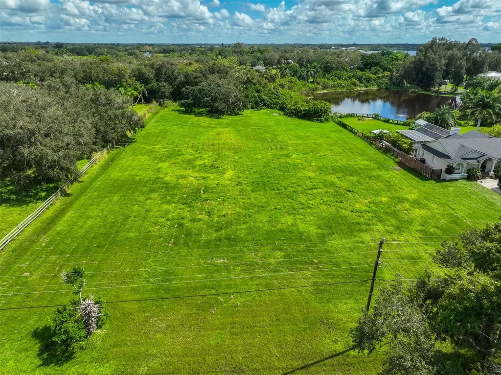 1480 Center Road Terra Ceia FL 34250