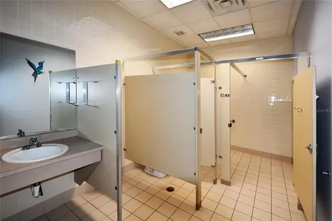 8208 Us Highway 19 Port Richey FL 34668