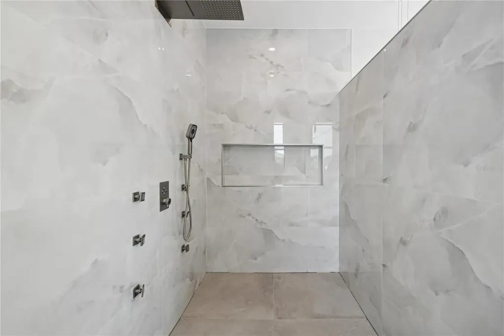 116 Wimbledon Court Redington Shores FL 33708