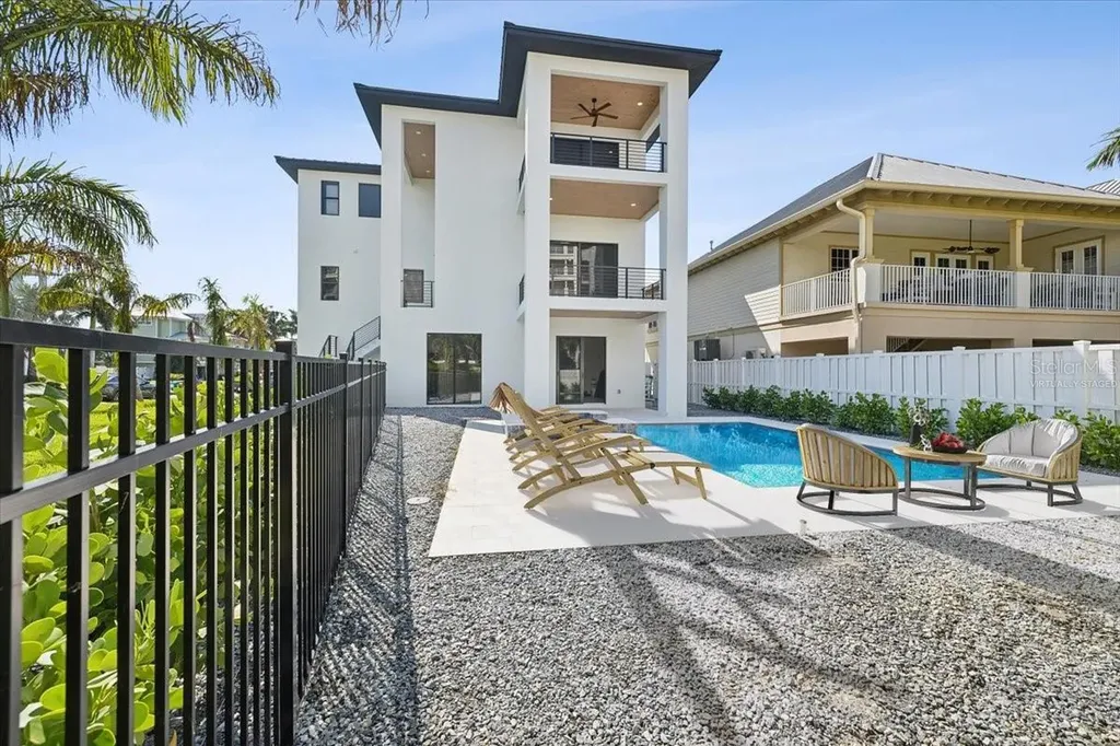 116 Wimbledon Court Redington Shores FL 33708