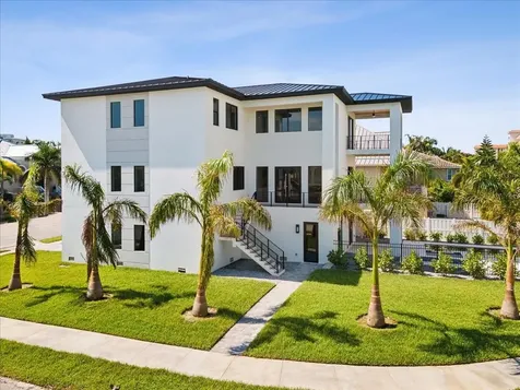 116 Wimbledon Court Redington Shores FL 33708