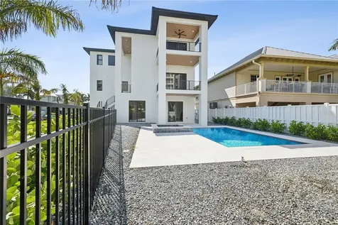 116 Wimbledon Court Redington Shores FL 33708